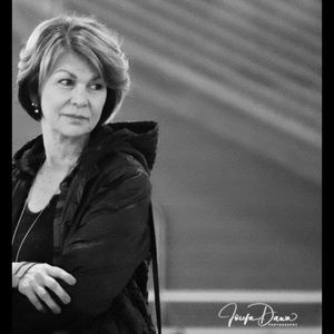 Meet your Posher, Lorraine